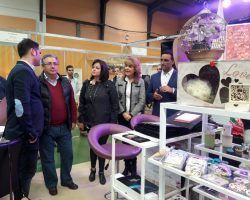 El PP se compromete a unir Sevilla, Cádiz y Huelva por autopista si gana