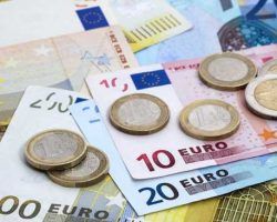 La demagogia de los 900 euros