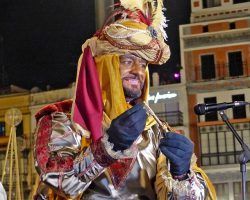 El Heraldo recibió la llave de la ciudad. Los Reyes Magos entran hoy en Sevilla