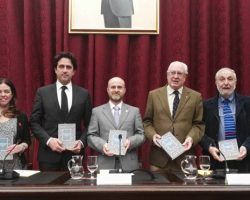 Presentado el libro de la colección «Azulejo» del Colegio de Aparejadores de Sevilla