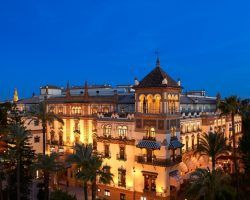 El Hotel Alfonso XIII apagará sus luces en apoyo a La Hora del Planeta
