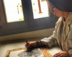 La joven artista Laura Anaya, será la autora del cartel Sevillanía Cofrade 2019