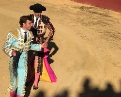 Dos orejas y rabo para el sevillano Manuel Rueda