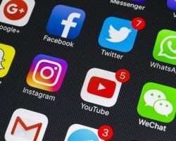 Facebook, Whatsapp e Instagram sufren una gran caída en todo el mundo