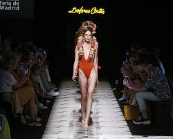 Moda baño de Andrés Sardá y Dolores Cortés en la MBFWMadrid 2019