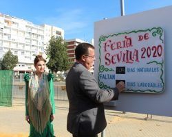 Se inicia la construcción de la portada de la Feria de Abril 2020, inspirada en el Hotel Alfonso XIII