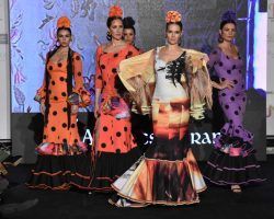 Caminando entre volantes, colección flamenca de Ángeles Verano para este 2020