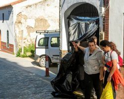 Sevilla en el punto de mira de un día negro: Aznalcóllar y el Hospital Virgen del Rocío
