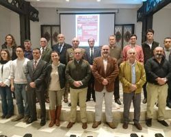 Clausura del curso de Vexilología y Heráldica, Uniformología y Armamento en El Museo Histórico Militar de Sevilla