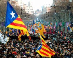 La «telaraña» catalana sigue extendiéndose y el golpe continúa