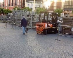 Una asamblea extraordinaria de hermanos mayores por la polémica del dinero de las sillas y palcos