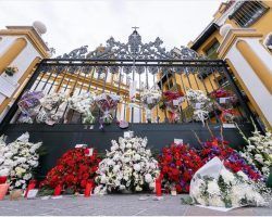 Cofrades ecuánimes, imparciales, perfectos…