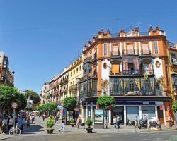 Nueva señalización con franjas horarias para el uso del carril bici de San Jacinto