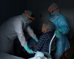 Abandono de los mayores, ocultación de los muertos y exaltación de los vivos