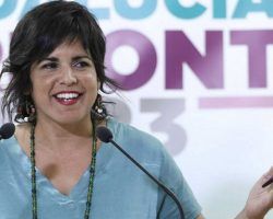 La revolución cobarde contra las estatuas