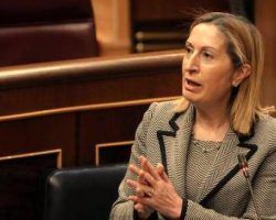 Ana Pastor exige, como parte del Plan B del Partido Popular, la presencialidad de los niños en el colegio