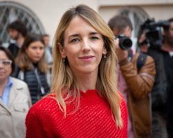 Un híbrido, ambiguo y dictador Pablo Casado destituye a una congruente y determinista Cayetana Álvarez de Toledo 