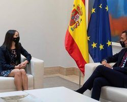 Inés Arrimadas pierde el tiempo y la dignidad