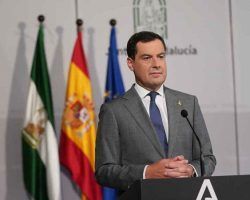Juanma Moreno encarnará a Baltasar en Cabalgata del Ateneo de Sevilla 2026La Cabalgata de Sevilla 2026  ya tiene Reyes Magos 