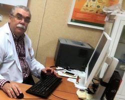 «No deja de ser ridículo el intentar favorecer el retorno de los médicos que se fueron sin suturar antes la herida e impedir la sangría de los que estamos»Entrevista a Manuel Cancio, médico de Atención Primaria