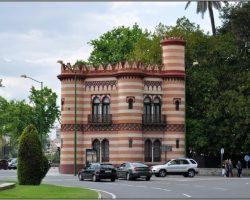 Contursa como único órgano de promoción turísticaEl Costurero de la Reina y los quioscos ubicados en la Plaza del Museo y en el Paseo Colón esquina Reyes Católicos para uso con fines turísticos 