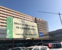 El “nuevo” hospital va a depender del Virgen del Rocío, que forma parte de la Plataforma Logística Sanitaria de Sevilla, y donde ha tenido lugar una reunión celebrada entre el director gerente, Manuel Molina, junto a altos cargos sanitarios, y los representantes sindicales de los trabajadores. 