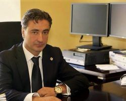 Con el actual sistema de dependencia y jerarquía no es viable que instruyan los fiscalesEntrevista a Raimundo Prado, ex portavoz de la Asociación Judicial Francisco de Vitoria