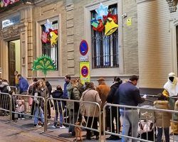 El Ateneo recibe de los niños sevillanos las cartas para los Reyes Magos El día 2 se hará la entrega solidaria de juguetes 