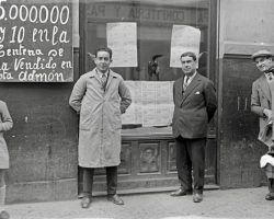 El 21 de diciembre, el tercer premio de la Lotería de Navidad, en la Sevilla de la Exposición