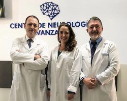 La provincia de Cádiz, a la cabeza en cirugía neurológica mínimamente invasivaEl Centro de Neurología Avanzada (CNA), en Sancti Petri, ha puesto en marcha terapias pioneras en la sanidad privada de la mano de profesionales nacionales de primer nivel