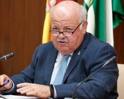 Juan Espadas pide una reunión urgente a Jesús Aguirre para poner fin a “malentendidos y declaraciones erróneas” sobre la FeriaEl alcalde lamentó las palabras del consejero aludiendo a una conversación sobre los actos programados para la primavera en Sevilla que no se ha producido en ningún momento 
