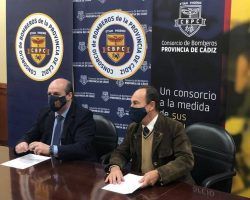 Tecnología andaluza para renovar los vehículos de bomberos del Consorcio Provincial de CádizLa empresa Surtruck fabricará 23 bombas urbanas ligeras en los próximos dos años por un valor de 4,5 millones de euros