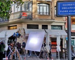 Se rueda, aunque sea sin silencioSevilla mantiene una actividad con respiración asistida
