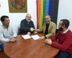 El PSOE de Carrión de los Céspedes gasta el ahorro en festejos para liberar a otro concejal de los suyos