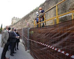 Empieza la restauración de las murallas de la Macarena