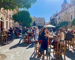 Córdoba, Granada y Sevilla, entre las cinco ciudades más “habladoras” de EspañaLas menos San Sebastián, Santa Cruz de Tenerife y Barcelona