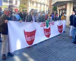 La hostelería sevillana, arruinándose, vuelve a clamar en el desierto