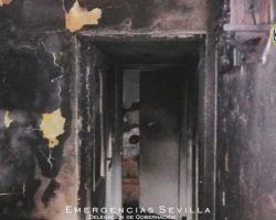 Fallecen dos personas en el incendio de su vivienda en la Macarena