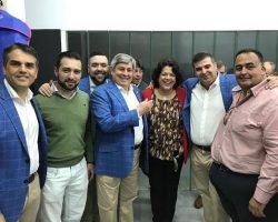 El Ayuntamiento de Huévar homenajea al grupo «Brumas» y le dedicará una plaza por sus 35 años de carrera musical
