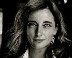 Bárbara Rosillo: «Una cosa que me gusta mucho de Sevilla es que la gente se esfuerza por vestirse lo mejor posible cuando la ocasión lo requiere»