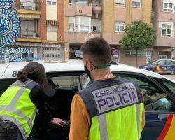 La nueva consigna de pandillas de jóvenes en Sevilla: cazar “pijos”