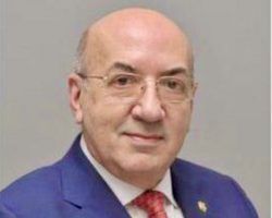 Ángel Moliní, candidato a las elecciones del Ateneo de Sevilla, aboga por un proceso electoral limpio"Creemos fundamental que Sevilla tenga un museo permanente de la Cabalgata de Reyes Magos que esté incluido en las rutas turísticas de nuestra ciudad"