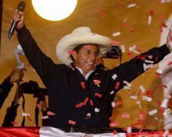 Perú en el precipicio