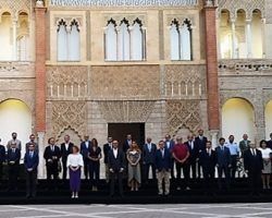 El Ayuntamiento constituye el primer Consejo Local de Turismo de SevillaCasi 40 miembros conforman este instrumento de diálogo, participación y concertación