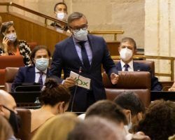 Manuel Gavira advierte a Juan Manuel Moreno que VOX no hablará de Presupuestos si no cumple los acuerdos