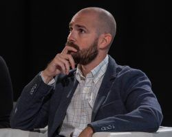 Ignacio Martínez, antiguo alumno del Colegio Internacional Europa, Premio Luchetta de Periodismo