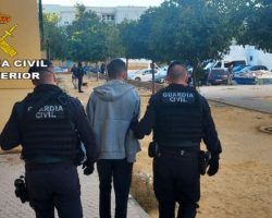 La Guardia Civil desmantela un grupo que sustraía armas a cazadores para cometer delitos
