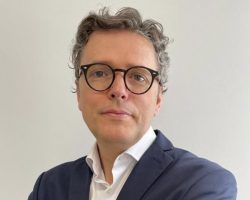El arquitecto técnico sevillano Sergio Vázquez ha sido elegido presidente del Consorcio de Control de Calidad Europeo
