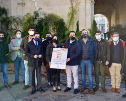 Campaña «Ningún niño sin juguete» del PP y NNGG de Sevilla