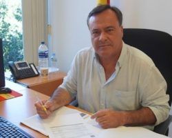 VOX se posiciona contra la Tasa Turística en SevillaRafael García: "Ni se puede ni se debe penalizar a aquellos que generan empleo y oportunidades en nuestra provincia"